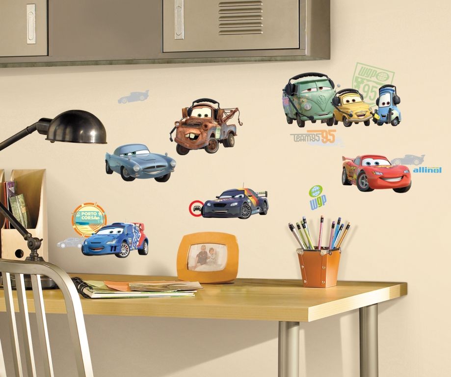 Samolepky Disney Pixar Cars - Kamarádská autíčka - Dětské dekorace Lunami