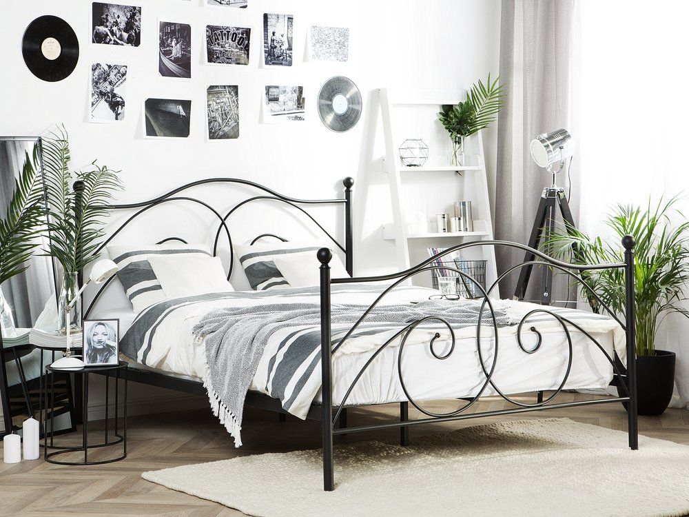 Černá kovová postel s rámem 160 x 200 cm DINARD - Beliani.cz