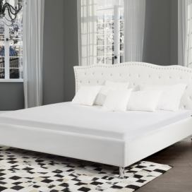 Bílá kožená postel Chesterfield 180x200 cm METZ