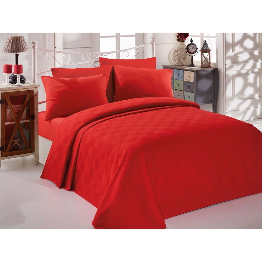 Set červeného bavlněného přehozu, prostěradla a povlaku na polštář na dvoulůžko EnLora Home InColor Red, 160 x 235 cm - Bonami.cz