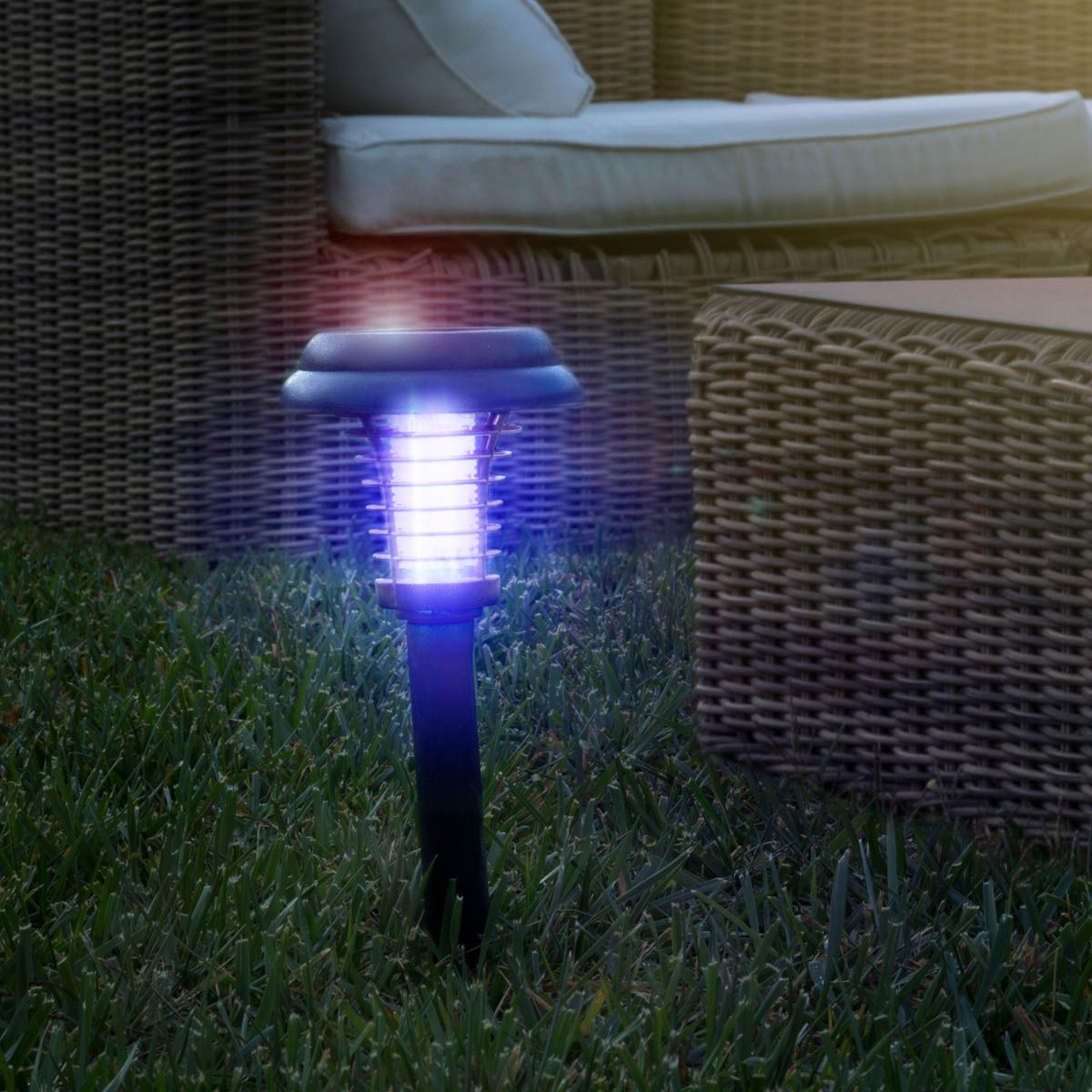 Solární zahradní lampa proti komárům - Velký Košík