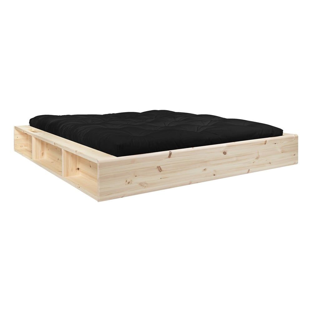 Dvoulůžková postel z masivního dřeva s černým futonem Comfort Karup Design Ziggy, 140 x 200 cm - Bonami.cz