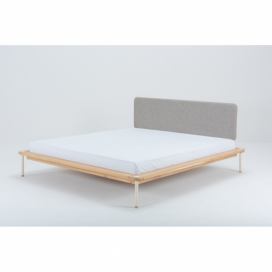 Šedá/přírodní dvoulůžková postel z dubového dřeva s roštem 140x200 cm Fina – Gazzda