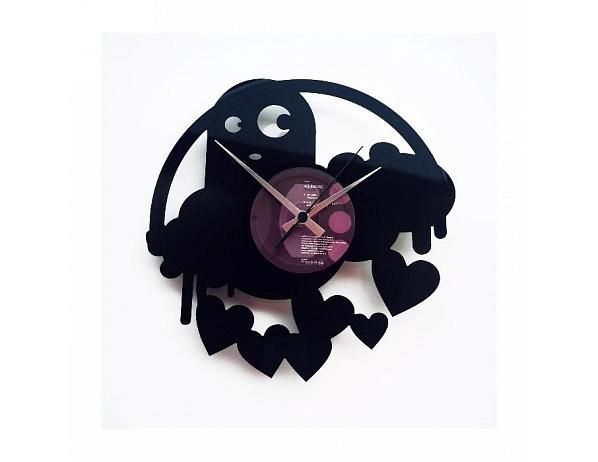 Designové nástěnné hodiny Discoclock 061 Strašidlo lásky 30cm - FORLIVING