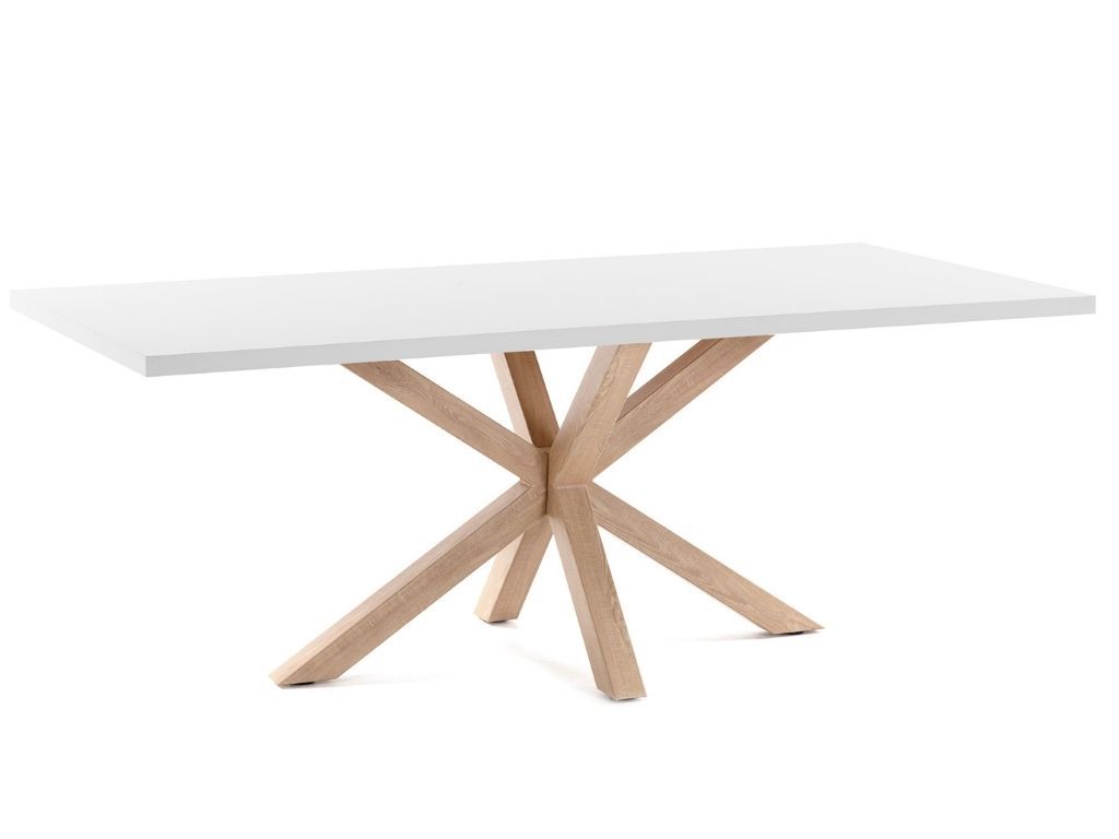 Bílý jídelní stůl Kave Home Argo 200 x 100 cm s přírodní kovovou podnoží - Designovynabytek.cz