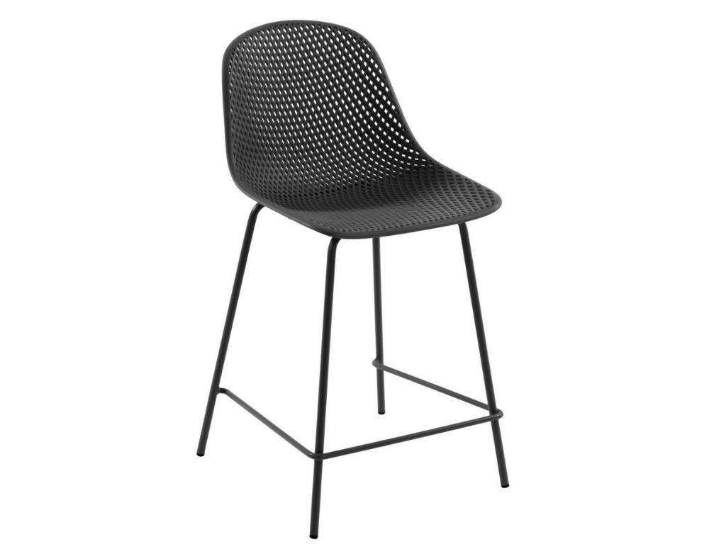 Tmavě šedá plastová barová židle Kave Home Quinby 65 cm - Designovynabytek.cz