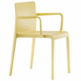 Pedrali Žlutá plastová jídelní židle Volt 675