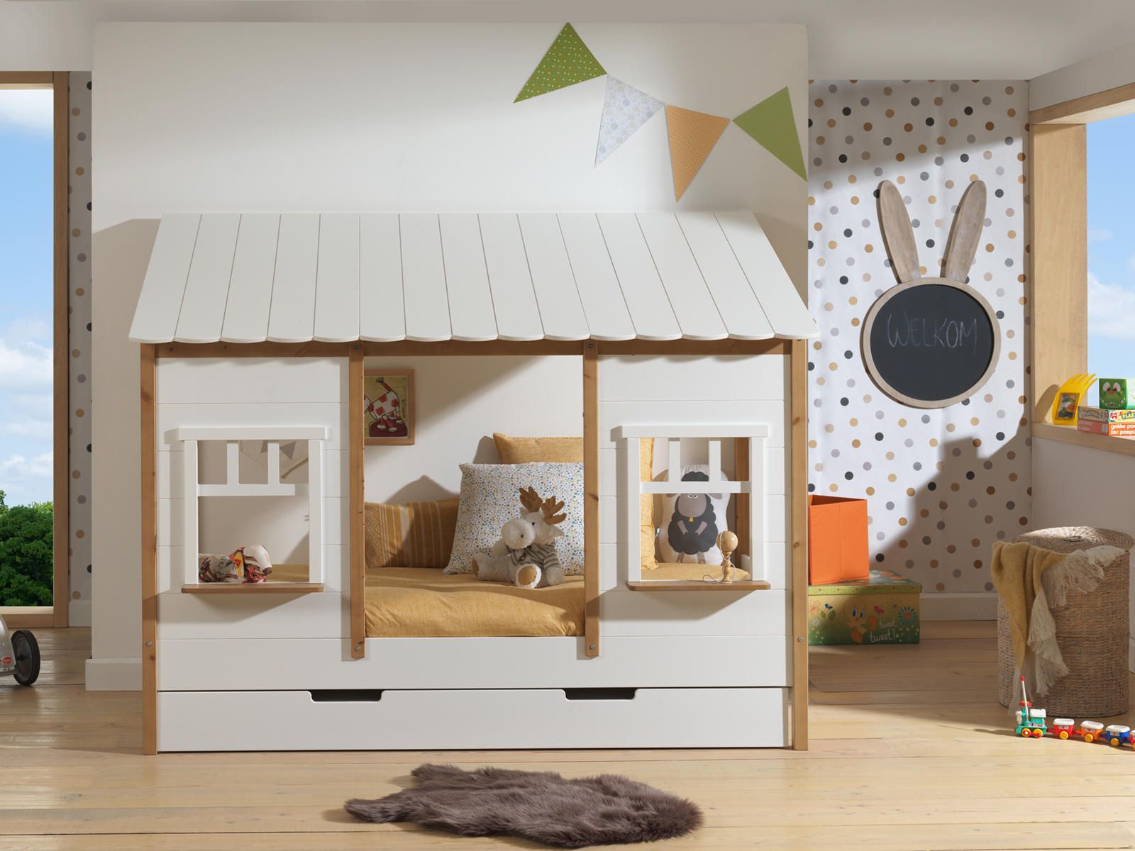 Aldo Dětská postel ve tvaru domečku House -B, white-natural II - Nábytek ALDO