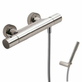 TRES - Termostatická sprchová baterieRuční sprcha s nastavitelným držákem, proti usaz. vod. kamene a flexi hadice SATIN. 26116209AC
