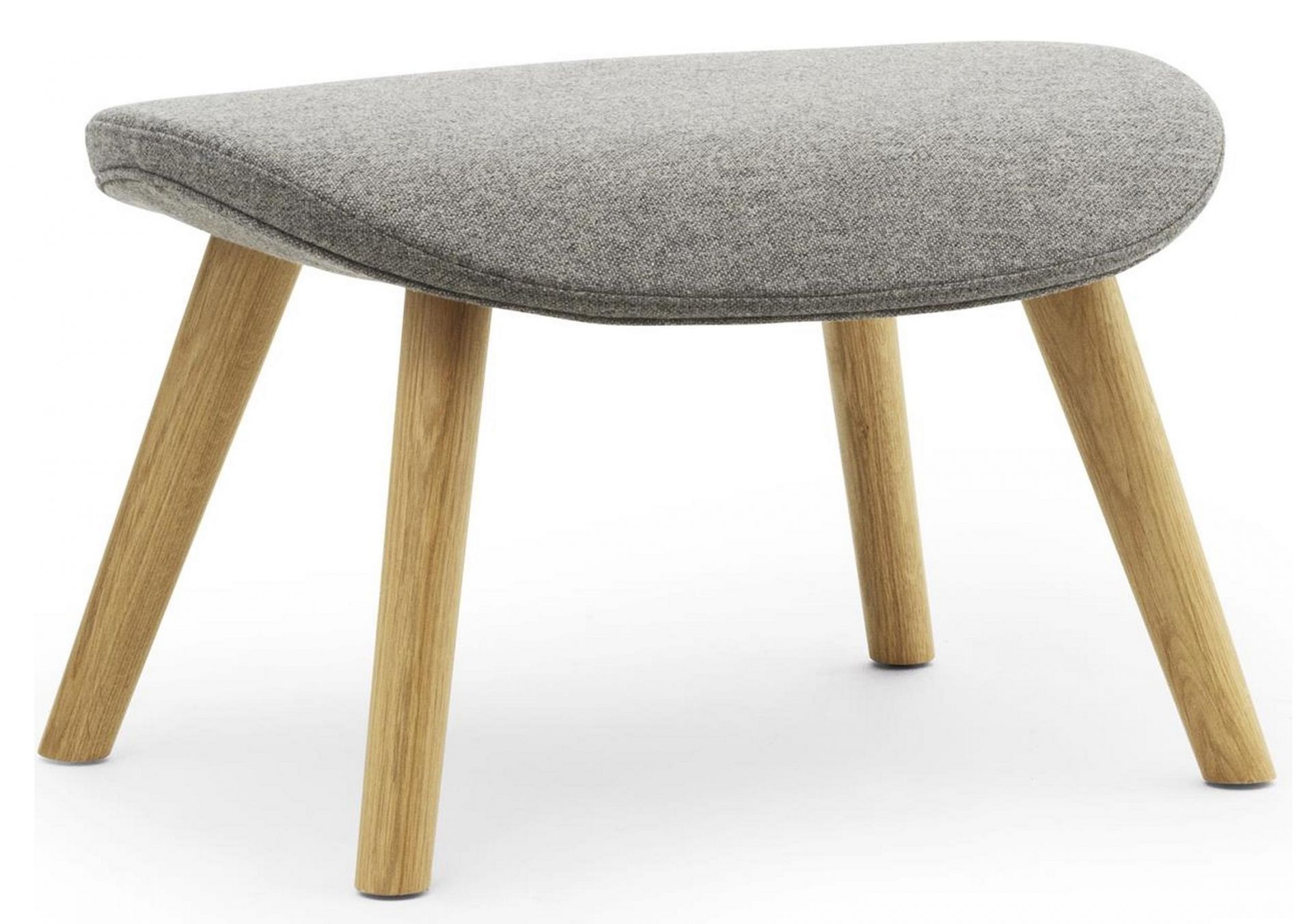 Normann Copenhagen designové podnožky Hyg Lounge Footstool Oak - DESIGNPROPAGANDA