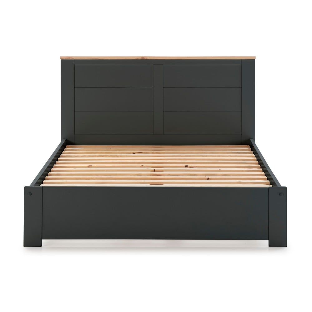 Černá dvoulůžková postel s roštem 160x200 cm Akira – Marckeric - Bonami.cz