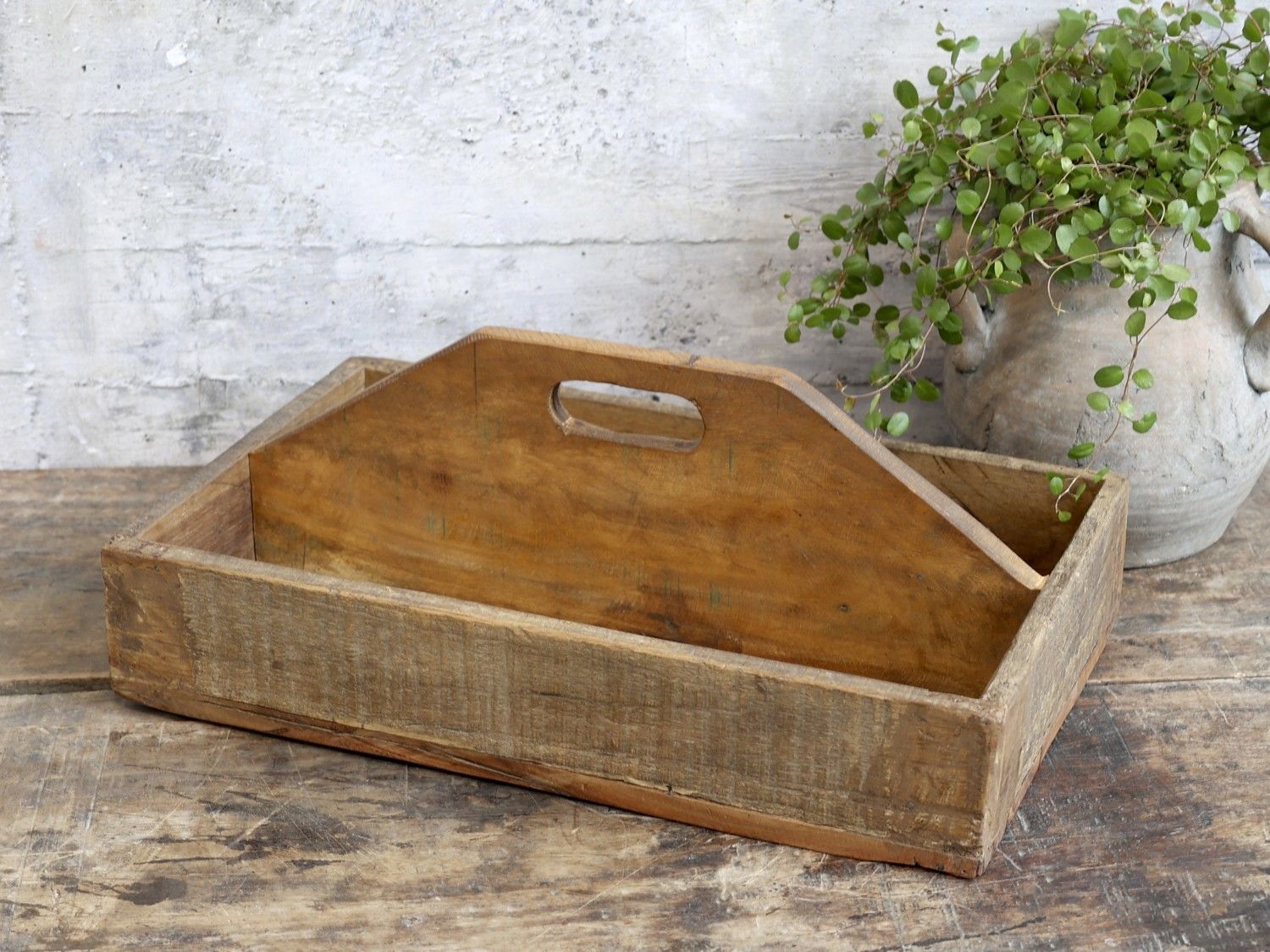 Dekorační antik dřevěný box s přihrádkami a držadlem Grimaud - 43*25*18cm Chic Antique - LaHome - vintage dekorace