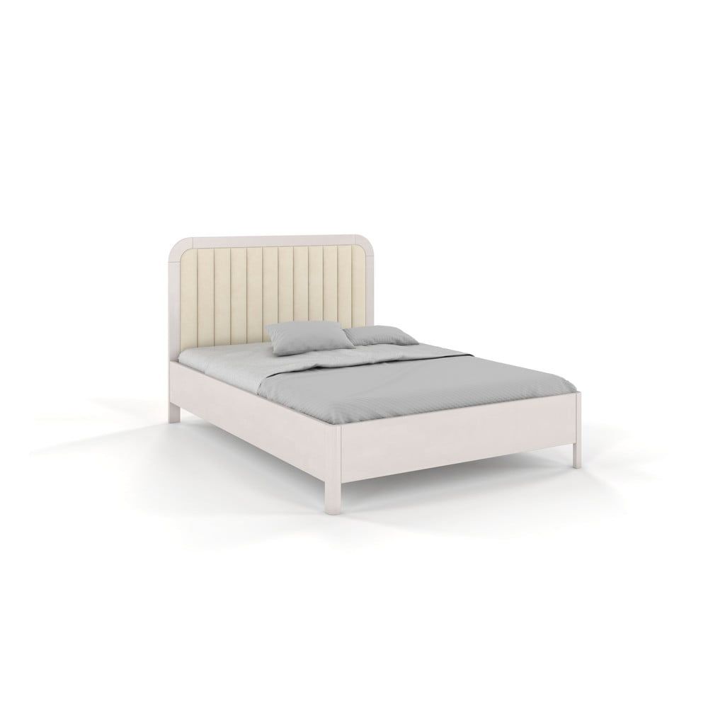Bílá dvoulůžková postel z bukového dřeva Skandica Visby Modena, 200 x 200 cm - Bonami.cz