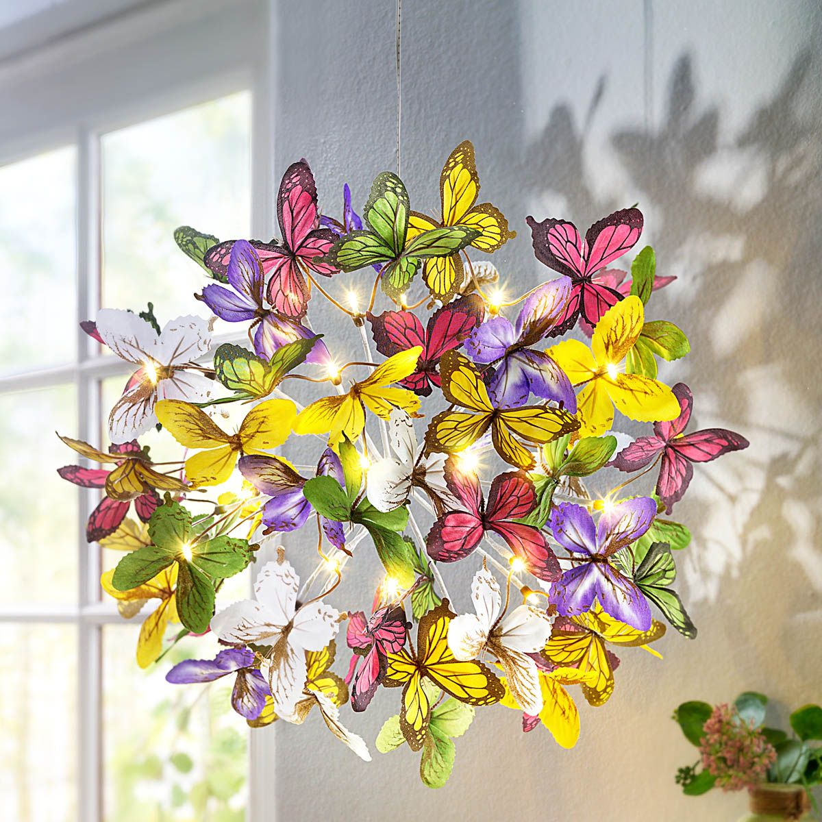 Weltbild LED závěsná dekorace Motýli - Velký Košík