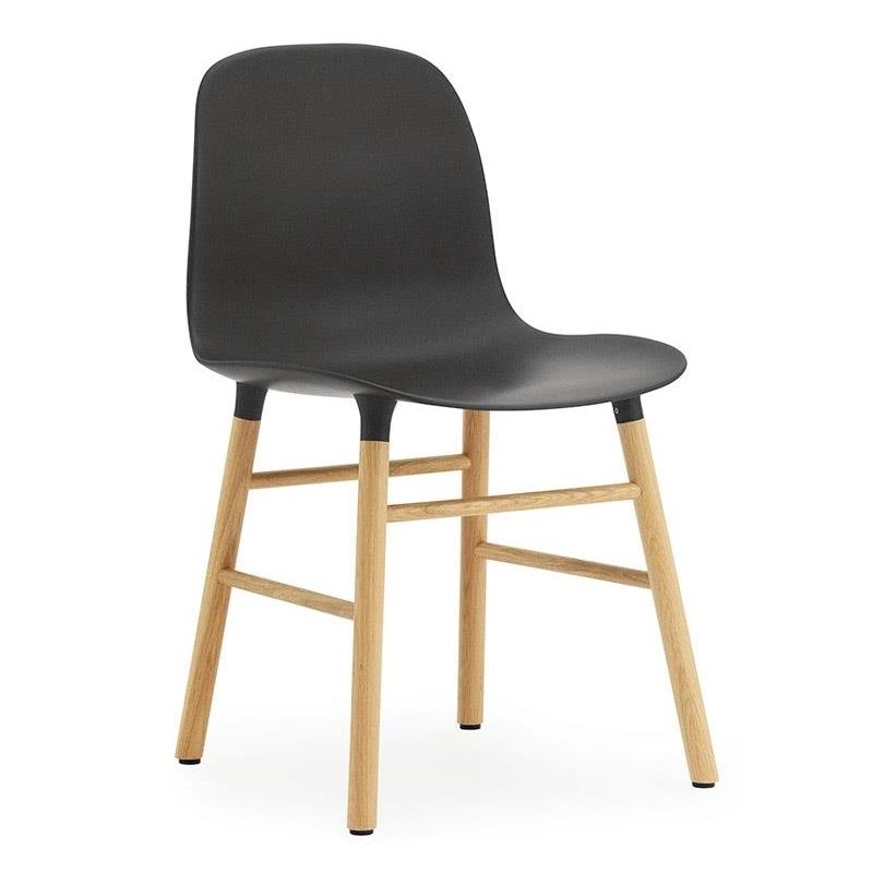 Výprodej Normann Copenhagen designové židle Form Chair Wood (černý sedák, podnož dub) - DESIGNPROPAGANDA