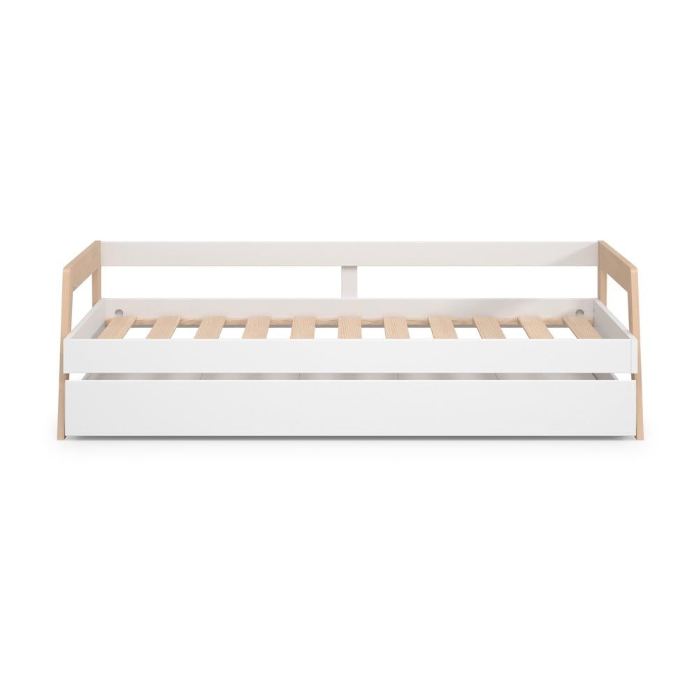 Bílá/přírodní dětská postel z borovicového dřeva s výsuvným lůžkem 90x200 cm Carrie – Marckeric - Bonami.cz
