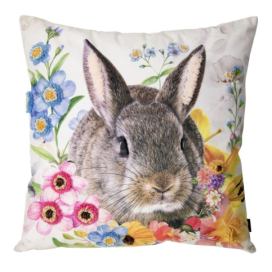 Bílý polštář s králíčkem a květy Fleury Rabbit - 45*10*45cm Mars & More LaHome - vintage dekorace